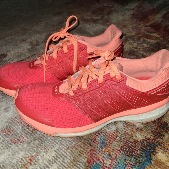 Adidas - Picture 2 of 5